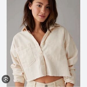 American Eagle cream cropped button up denim shirt